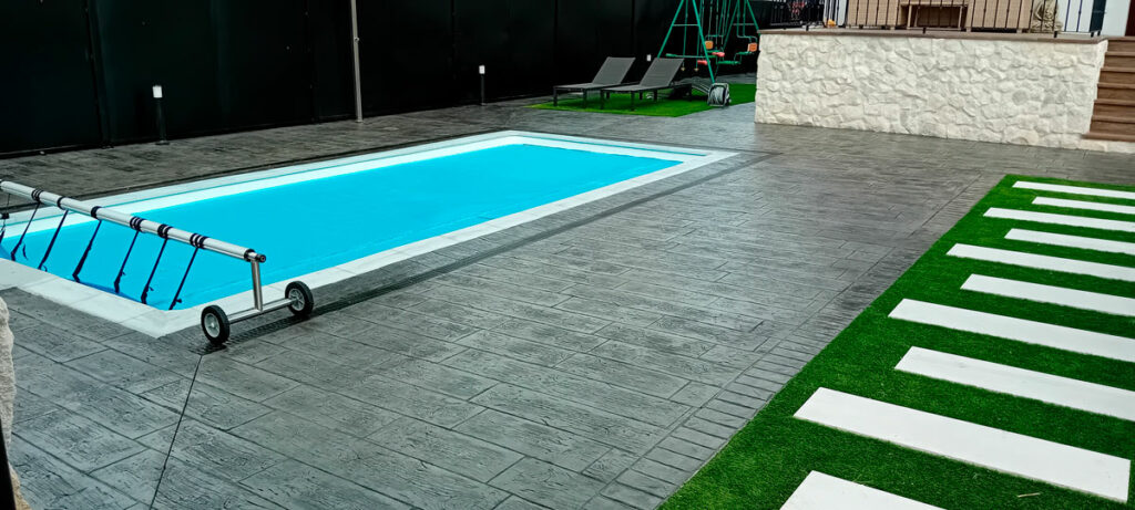 Suelos de hormigón impreso, obras de hormigón impreso. Piscinas, terrazas, garajes
